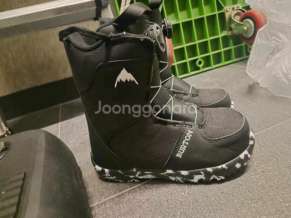 버튼 키즈 스노우보드 부츠--1