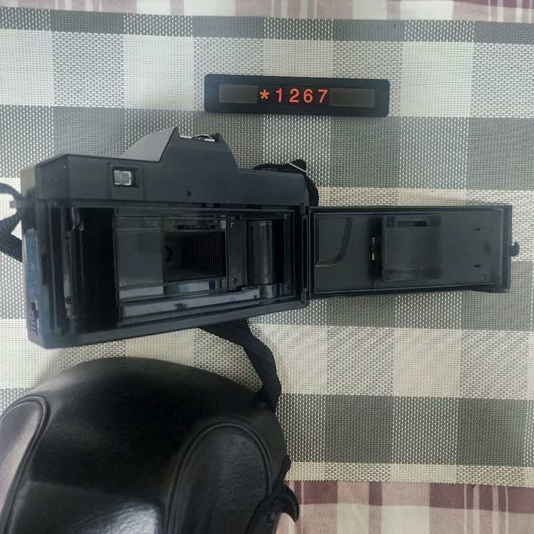 코넥스 MF 7500 토이 필름카메라 케이스포함 이미지