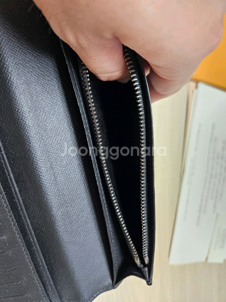 모노그램 패턴 장지갑--2