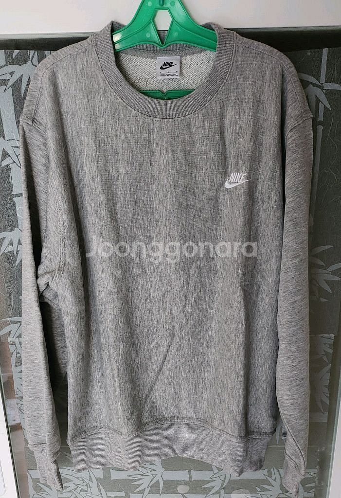 나이키 맨투맨--0