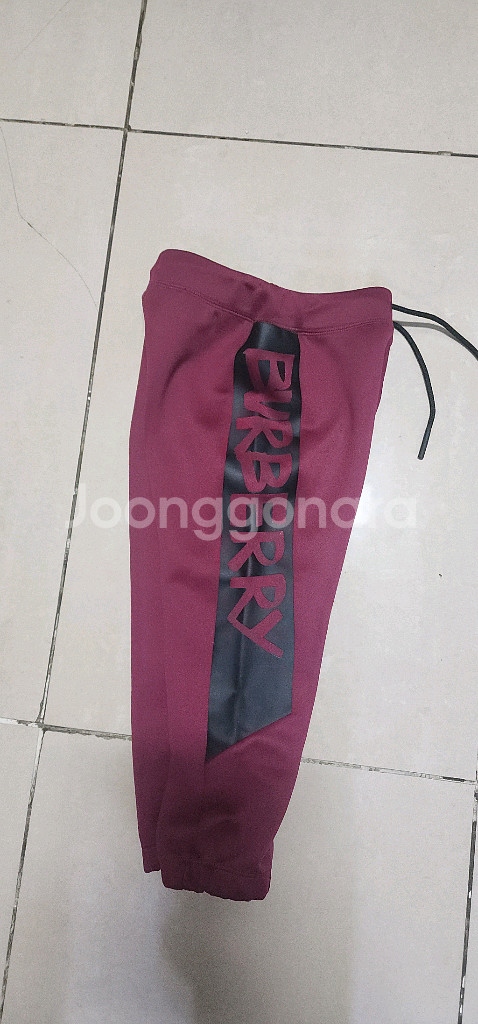 버버리 키즈 조거팬츠 4Y 패딩2y--3