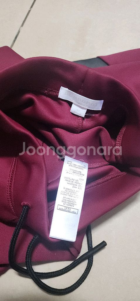 버버리 키즈 조거팬츠 4Y 패딩2y--4