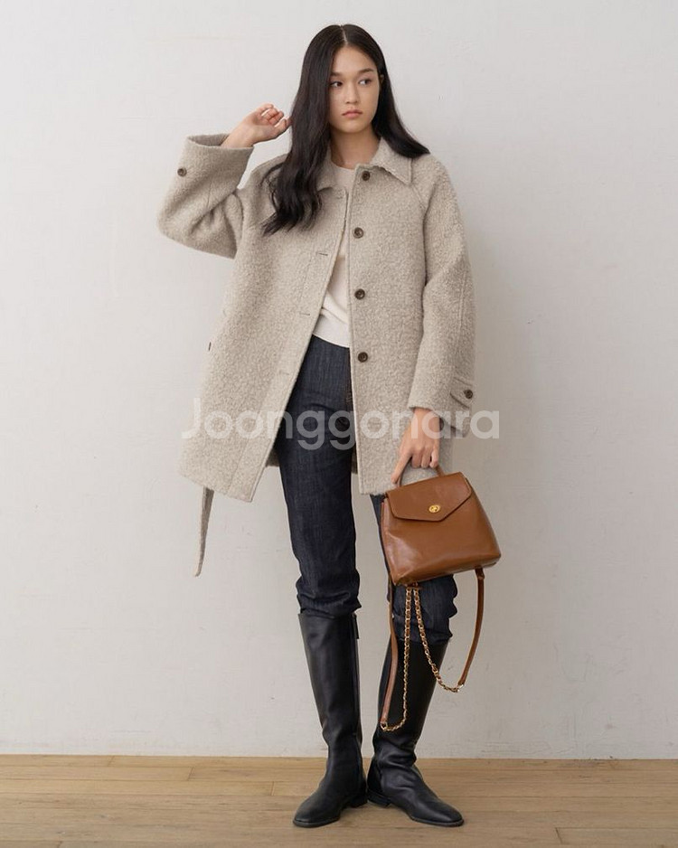 모뉴엣 부클 하프 코트 새상품--3