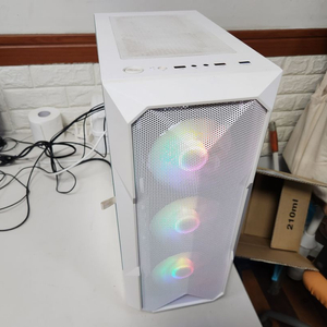 3500X 컴퓨터 본체 팝니다