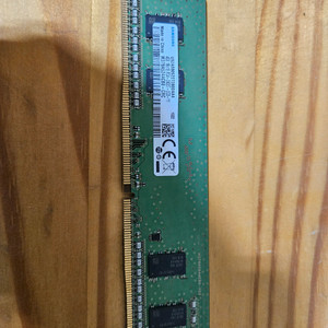 DDR4 4GB 2400 메모리