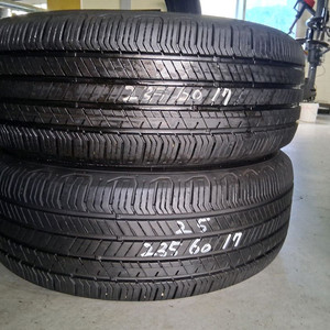 2356017중고타이어.카니발투리스모타이어