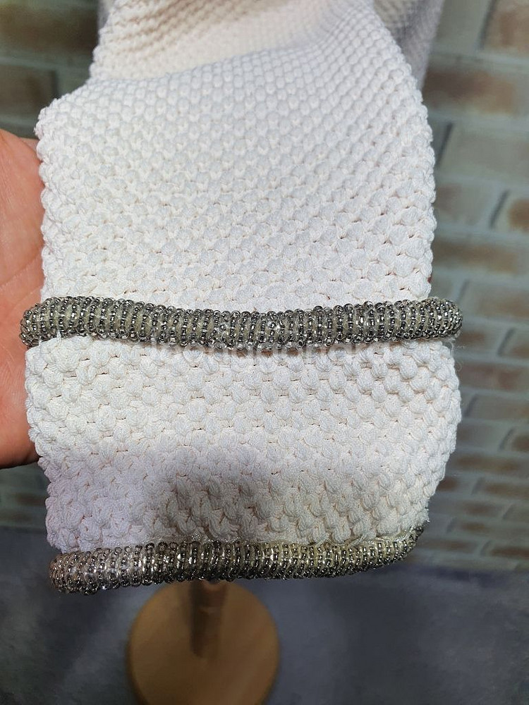 마쥬 정품 상태좋은 와플니팅 골드 배색 자켓 55--9