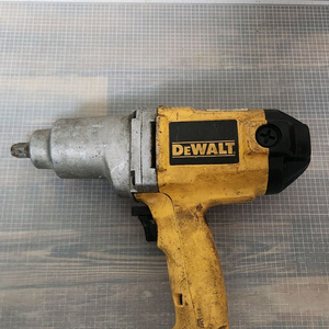 인버터 임팩트렌치