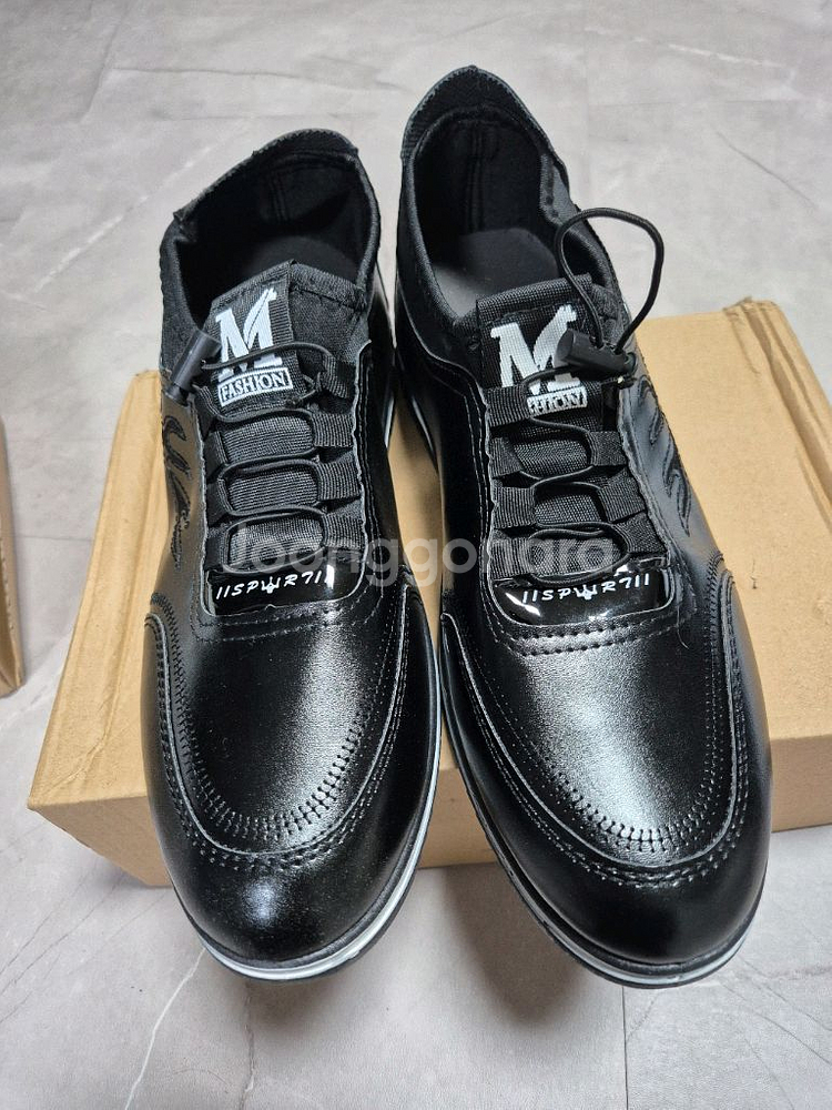 남성용 스니커즈 270사이즈--0