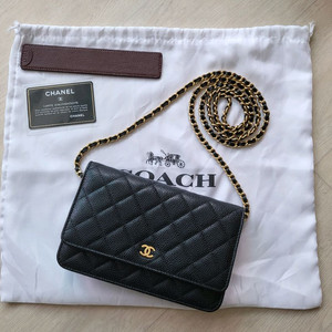 10월만할인>샤넬 클래식 woc 캐비어 금장