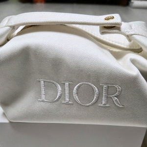 디올 화장품 파우치