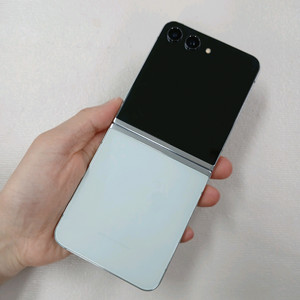 상태깨끗 갤럭시Z플립5 256기가 공기계중고폰알뜰폰효도폰업무폰퀵가능