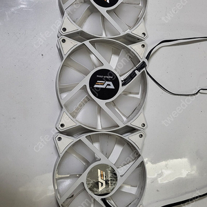 다크플래쉬 C6MS 120mm 쿨러 쿨링팬 화이트, 핑크