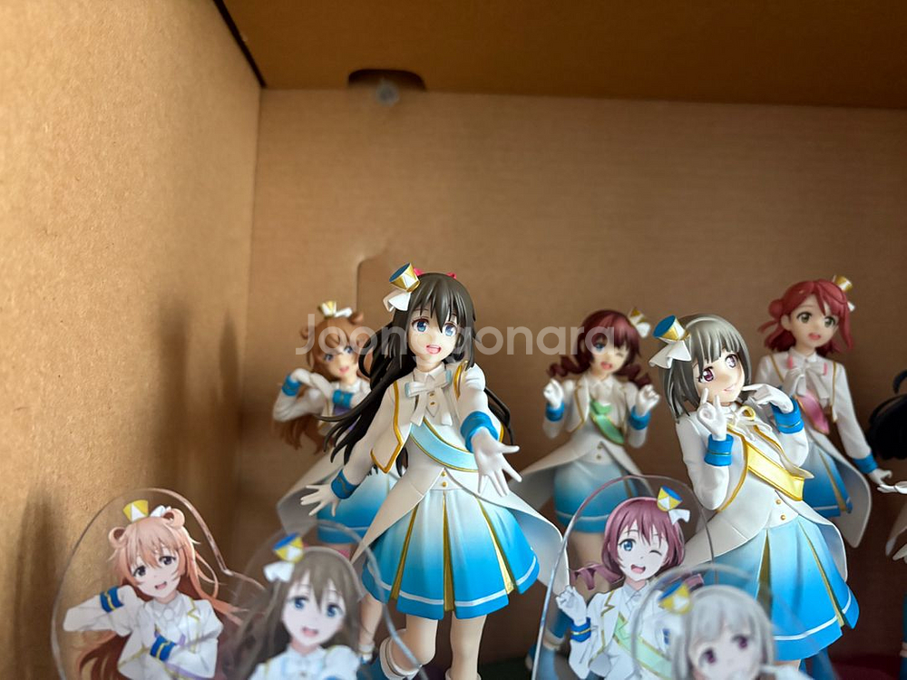 러브라이브 니지동 니지가사키 9인 피규어 아크릴 스탠드 일괄--1