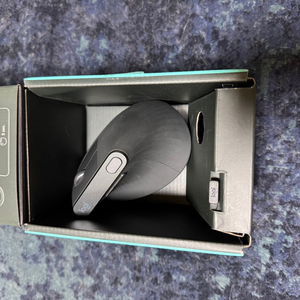 로지텍 버티컬 무선 마우스