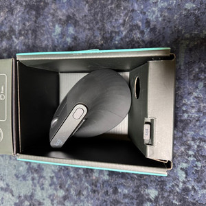 로지텍 버티컬 무선 마우스