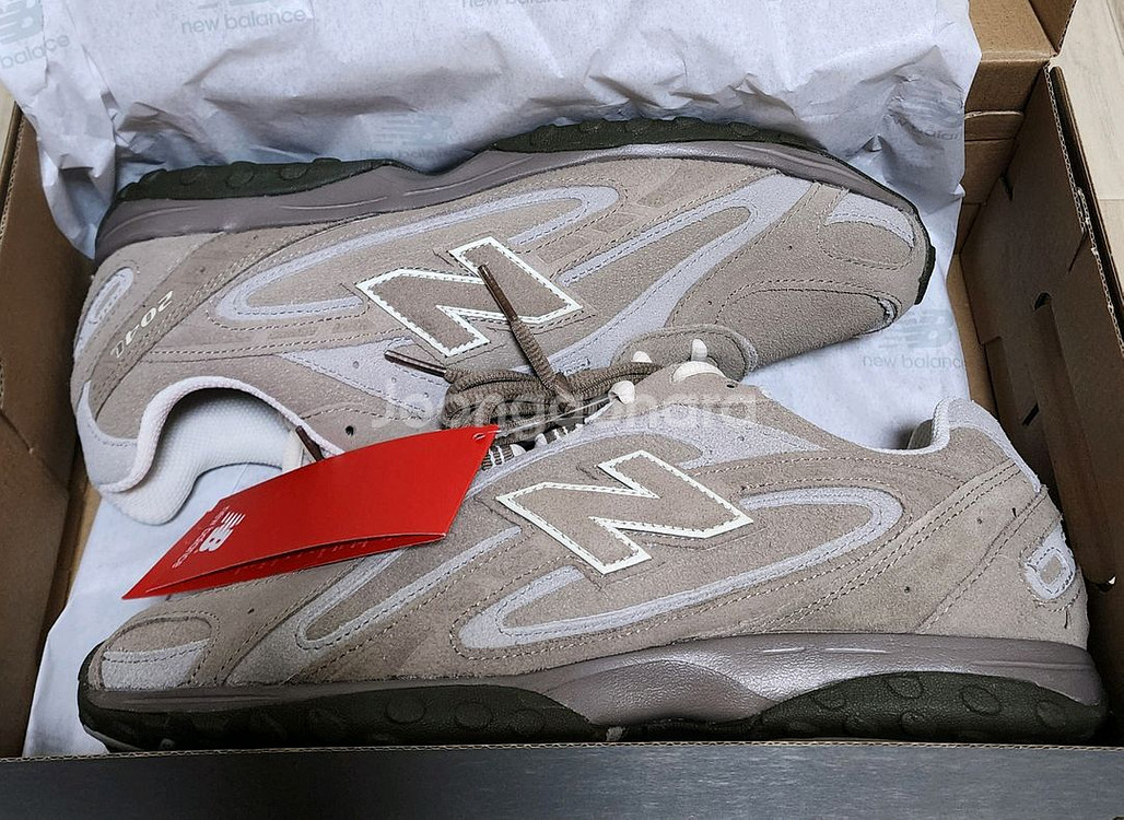 [280] 뉴발란스 204L 스웨이드 머쉬룸 애리드 스--1