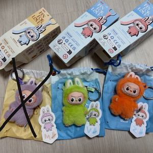 팝마트정품) 미니라부부 키링 새상품 팝니다 (정가판매)