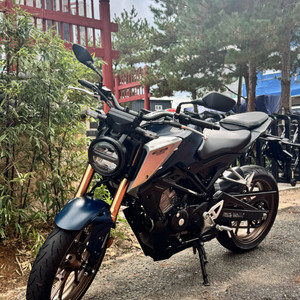 혼다 CB125R 오토바이