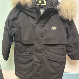 뉴발란스 키즈 겨울 패딩 110 (경량패딩 탈부착 가능해요)