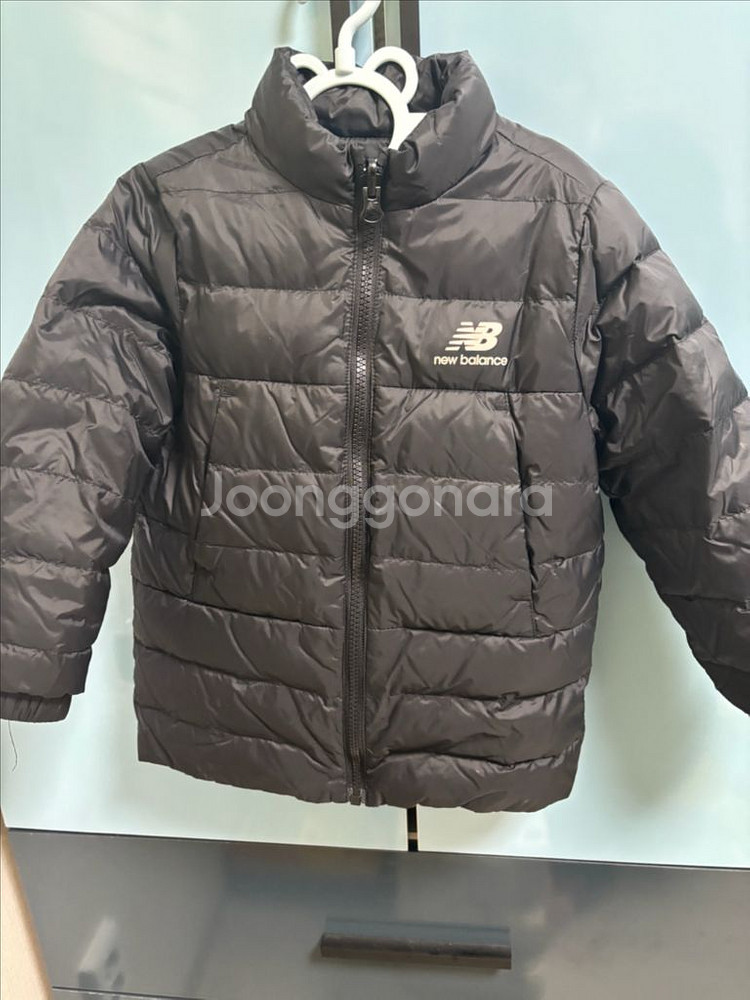 뉴발란스 키즈 겨울 패딩 110 (경량패딩 탈부착 가능해요)--1
