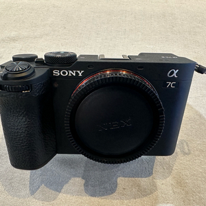 a7c2 리퍼비시 16-35gm2 신품급 판매합니다.