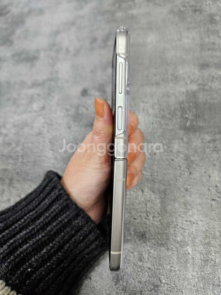 S급 삼성 갤럭시Z플립3 판매 도매가 중고폰--4