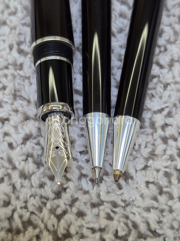 몽블랑 작가시리즈 카프카 만년필 볼펜 샤프 세트--7