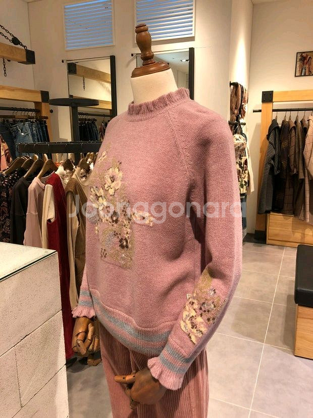 써스데이아일랜드 플라워 풀오버 니트--9