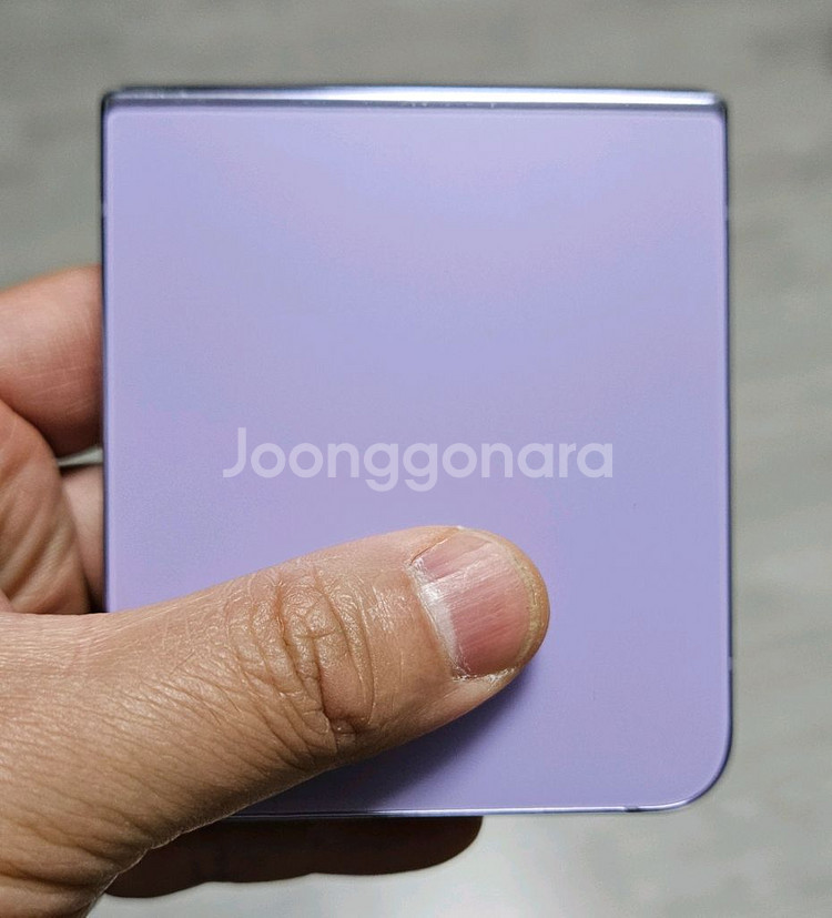 갤럭시 Z플립4 보라퍼플 256GB 싸게 팝니다.--3