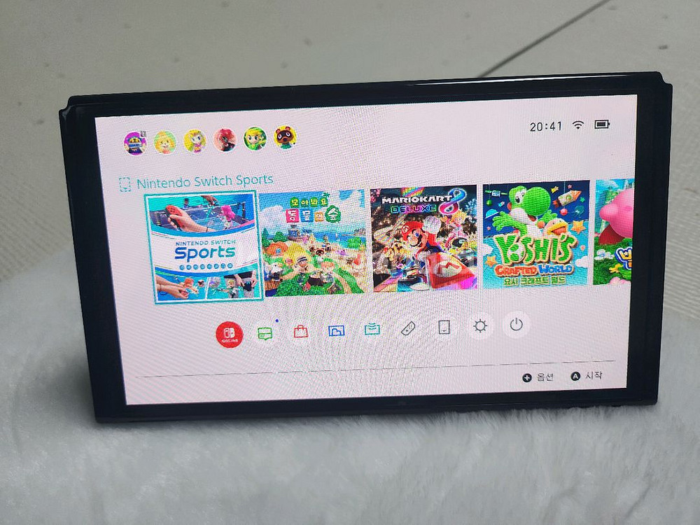 닌텐도 스위치 OLED 본체 + 게임패드 세트--2