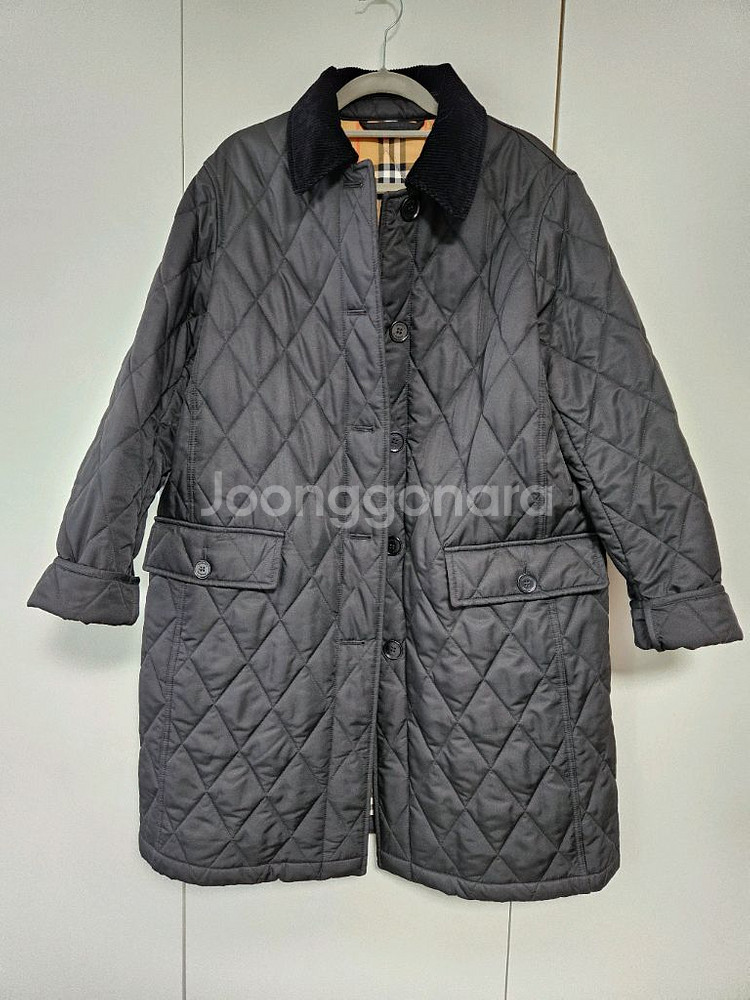 버버리 뉴데레햄/데레헴 퀼팅코트 블랙L--0
