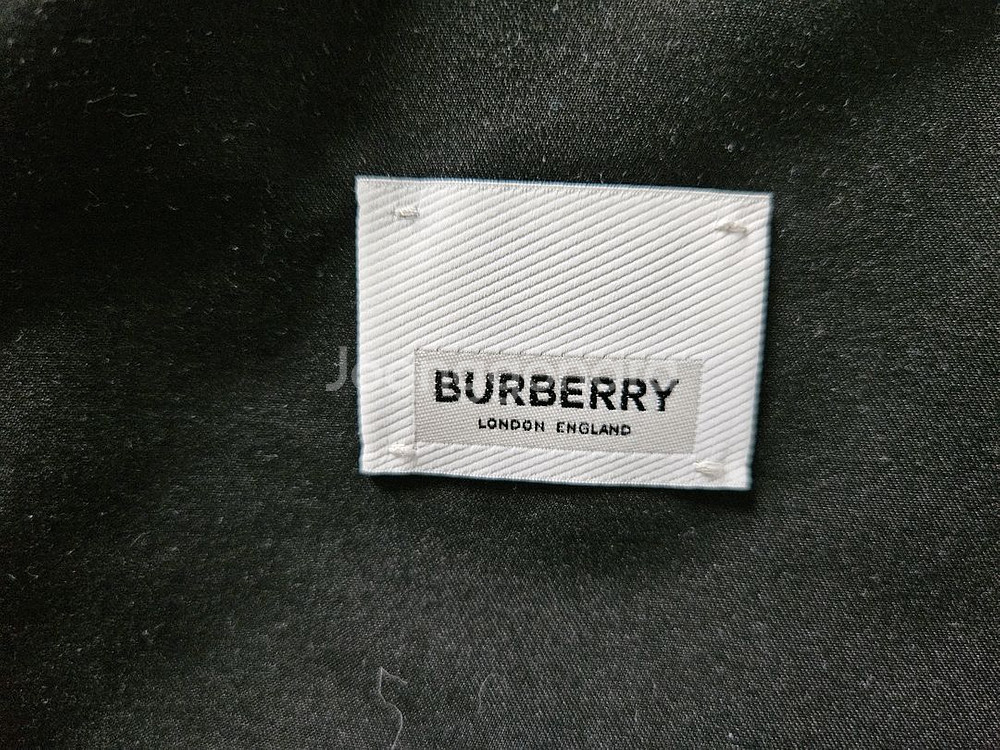 버버리 뉴데레햄/데레헴 퀼팅코트 블랙L--5