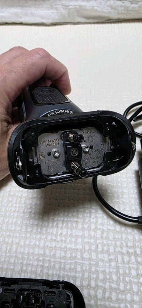 브라운 전기면도기 6--3