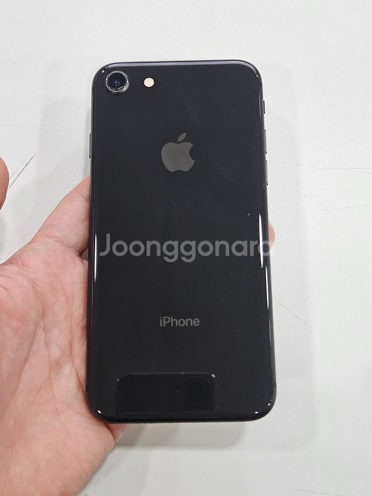 아이폰8 블랙 256GB B+급--0