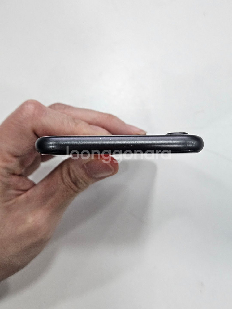 아이폰8 블랙 256GB B+급--3