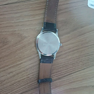 그린 다이얼 가죽밴드 시계