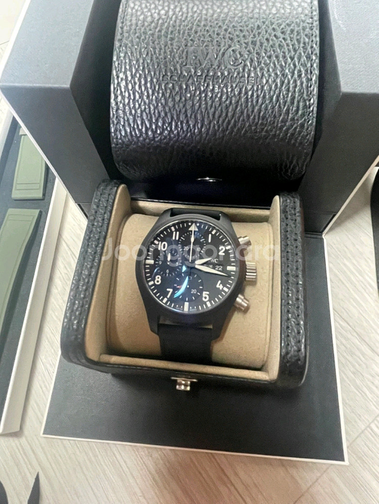 IWC 파일럿 워치 크로노그래프 41 탑건--1