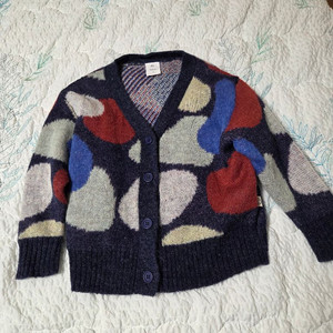 남자키즈 위켄 가디건 팝니다 사이즈110