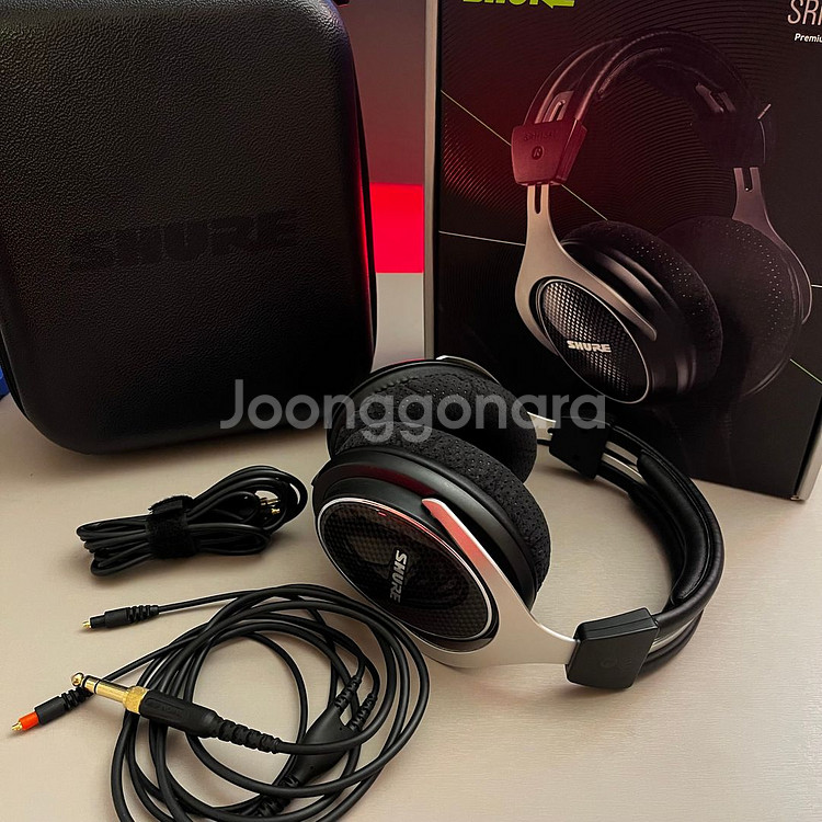 슈어 Shure 밀폐형 모니터링 헤드폰 SRH1540--0