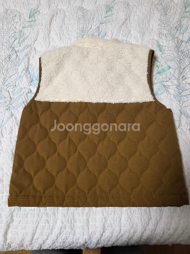 키즈남성 Oii 양털조끼 팝니다 사이즈110~116--2