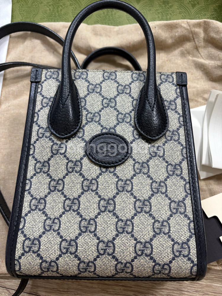 구찌 GG 캔버스 미니백--1