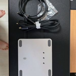 제우스랩 p16k 보조모니터 + 알루미늄 거치대 판매