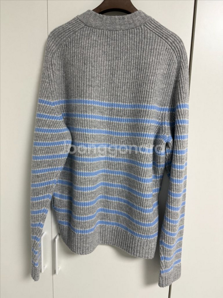 클로브 스트라이프 니트 스웨터--1