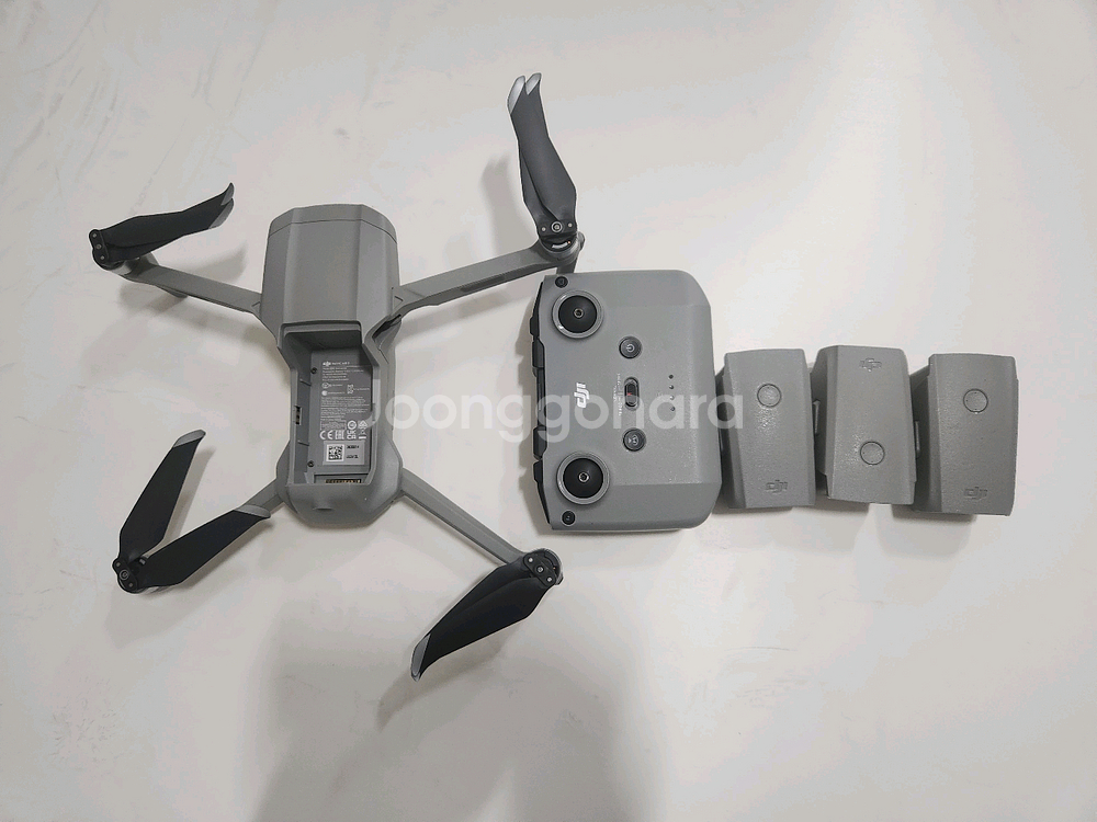 DJI 매빅 에어2 플라이모어 콤보--0