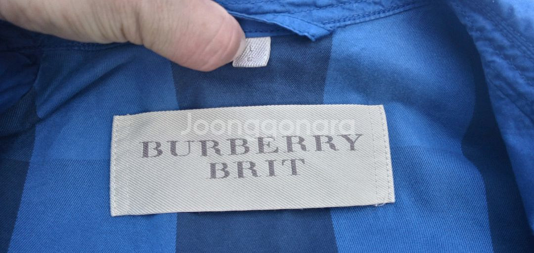 버버리 브릿 셔츠--8