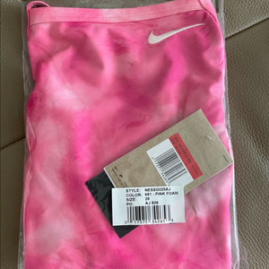 나이키스윔 클라우드 위스퍼 레이서백