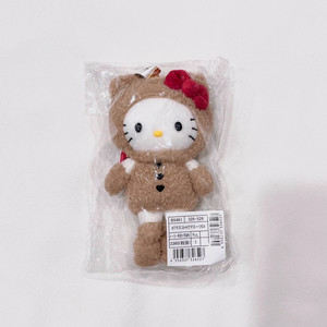 미개봉) 헬로키티 50주년 전시회 마스코트 곰돌이 인형 키링 산리오