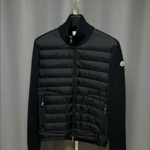 [정품] 신형 몽클레어 니트패딩 블랙 M size