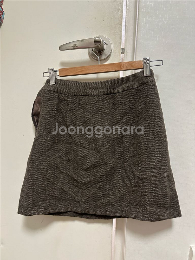 에이블리 헤링본 울 미니스커트 M--3
